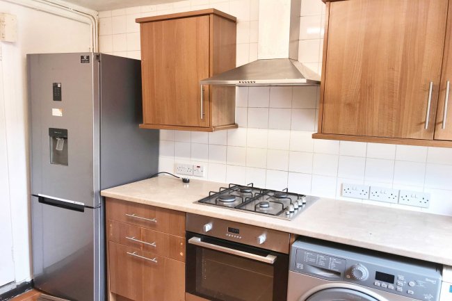 42 Mansfield Road, Walthamstow, London, E17 6PJ 9