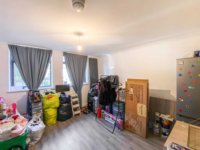3 Greenfield Road, London N15 5EP 
 5