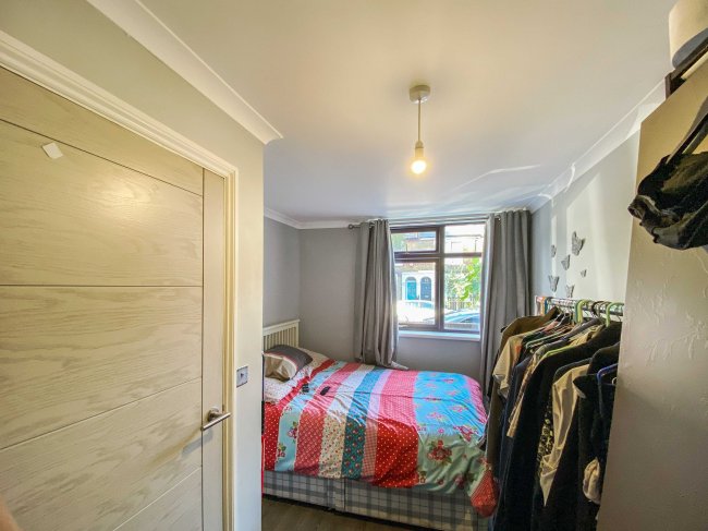 3 Greenfield Road, London N15 5EP 
 5