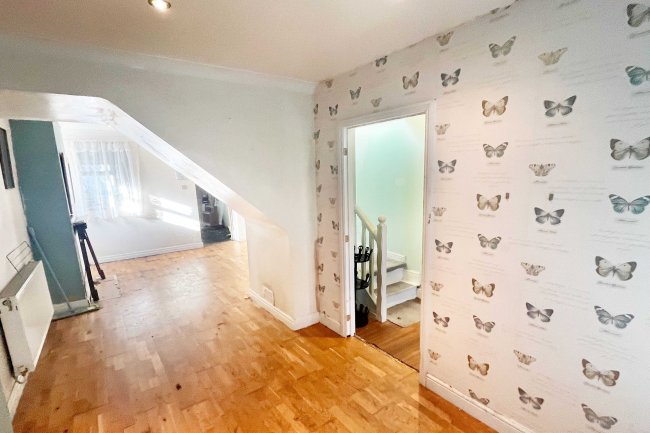 52 Dean Street, Winsford, CW7 1HG
 9