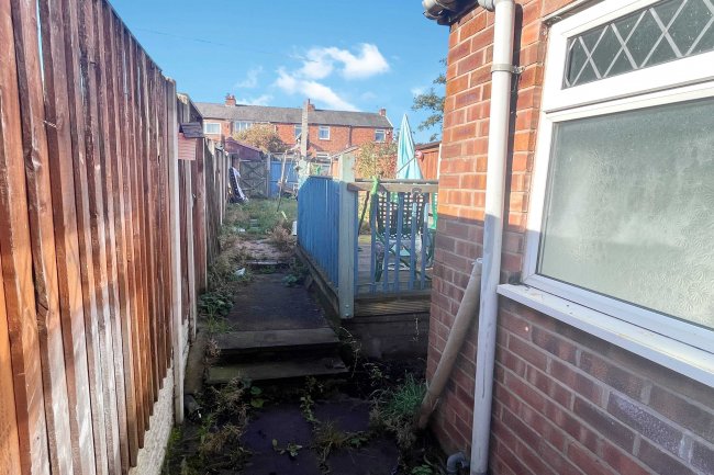 52 Dean Street, Winsford, CW7 1HG
 9