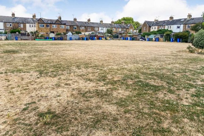 Land east of Vansittart Road and East and South of Duke Street, Windsor, Berkshire SL4 1SJ 3