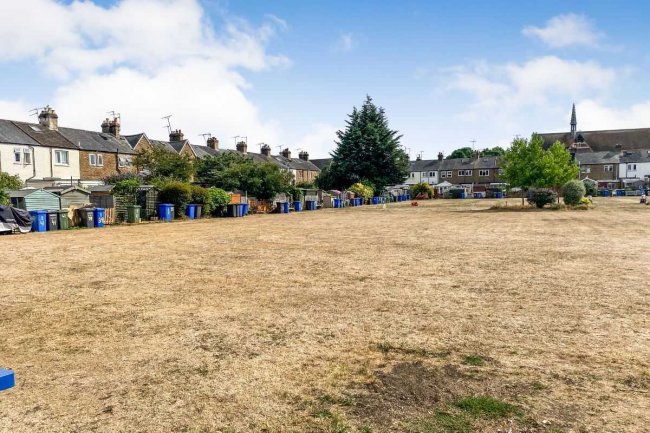 Land east of Vansittart Road and East and South of Duke Street, Windsor, Berkshire SL4 1SJ 3