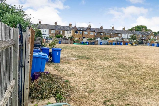 Land east of Vansittart Road and East and South of Duke Street, Windsor, Berkshire SL4 1SJ 3