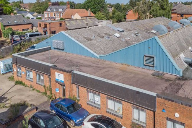 46 Exeter Road, Newmarket, West Suffolk CB8 8LR 1