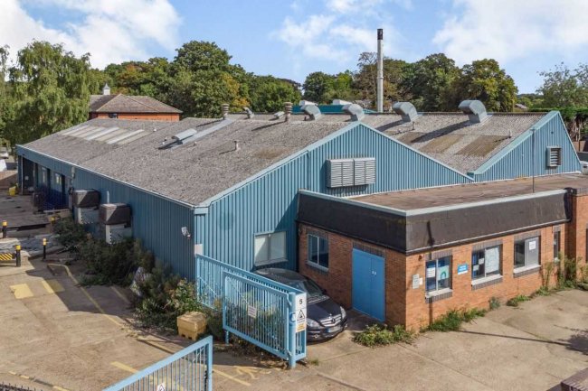 46 Exeter Road, Newmarket, West Suffolk CB8 8LR 1