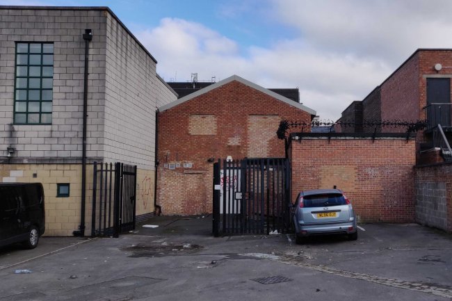 49-51 Regent Street, Swindon, Wiltshire SN1 1JS 3