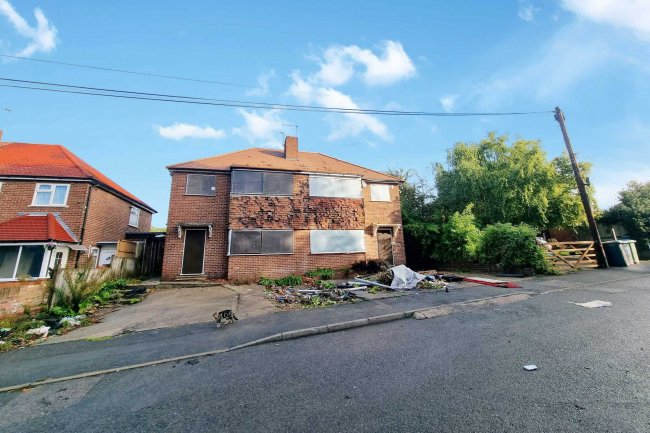 159 Star Lane, St Mary Cray, Orpington BR5 3LN
 8