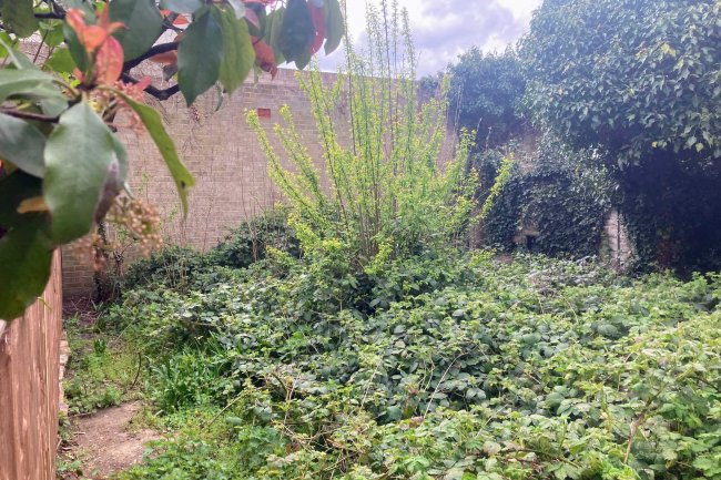Land at 45 Manor Road, Enfield EN2 0AR
 5