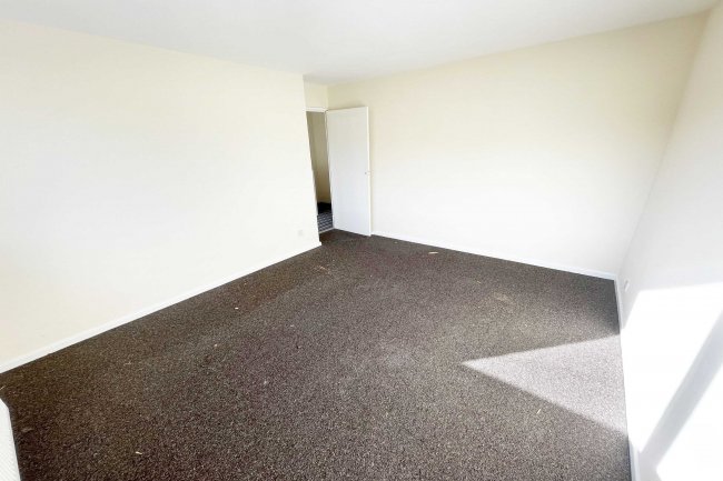 67 Princess Drive, Melton Mowbray, Leicestershire LE13 0DL
 10