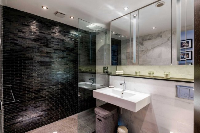 8 The Belvedere, Chelsea Harbour, London SW10 0XA 8