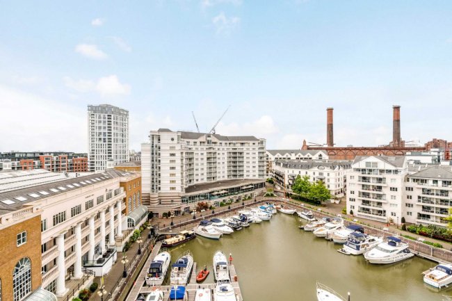 8 The Belvedere, Chelsea Harbour, London SW10 0XA 8