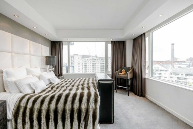8 The Belvedere, Chelsea Harbour, London SW10 0XA 8