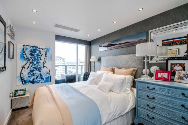 8 The Belvedere, Chelsea Harbour, London SW10 0XA 8