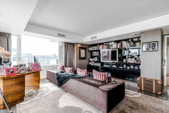 8 The Belvedere, Chelsea Harbour, London SW10 0XA 8