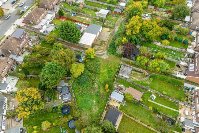 Land at Winchester Road, Orpington, BR6 9DP
 9