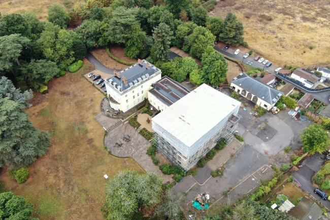 Westhorpe House, Marlow, Buckinghamshire SL7 3FJ 4