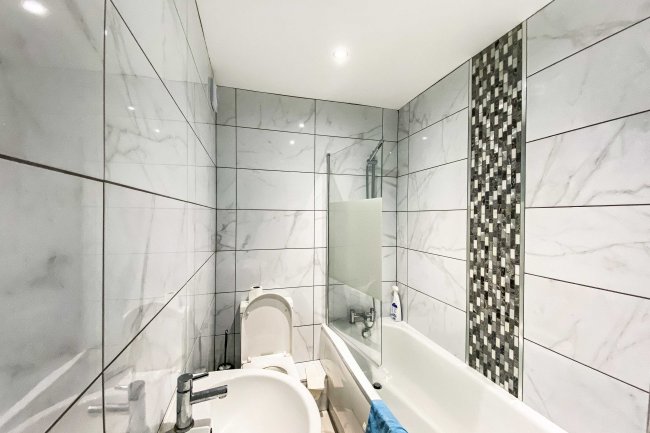 3 Greenfield Road, London N15 5EP 7