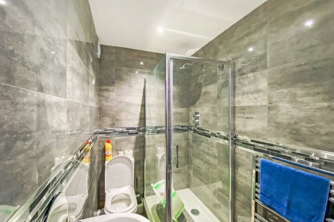 3 Greenfield Road, London N15 5EP 7