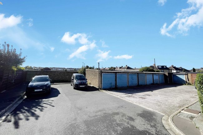 Land at Sinclare Close, Enfield, EN1 4BE 5