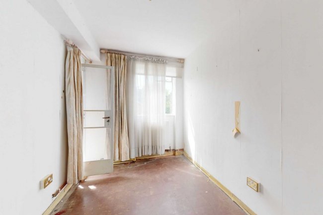 209 Ruskin Park House, Champion Hill, Camberwell, London SE5 8TN 9