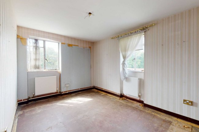 209 Ruskin Park House, Champion Hill, Camberwell, London SE5 8TN 9