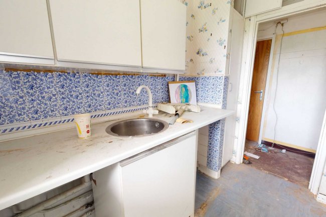 209 Ruskin Park House, Champion Hill, Camberwell, London SE5 8TN 9
