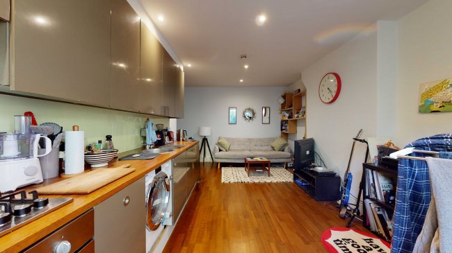 37 St. Charles Square, North Kensington, London, W10 6EN 6