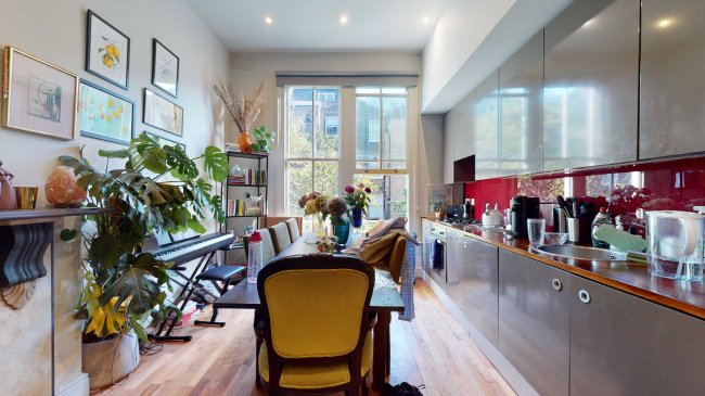 37 St. Charles Square, North Kensington, London, W10 6EN 6
