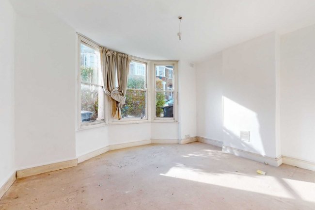 Garden Flat, 28 Sumatra Road, West Hampstead, London, NW6 1PU  9