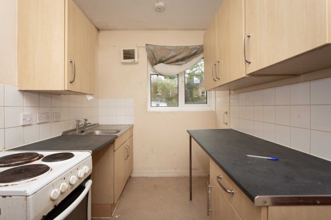 6 Romily Court, Landridge Road, Fulham, London SW6 4LL  10