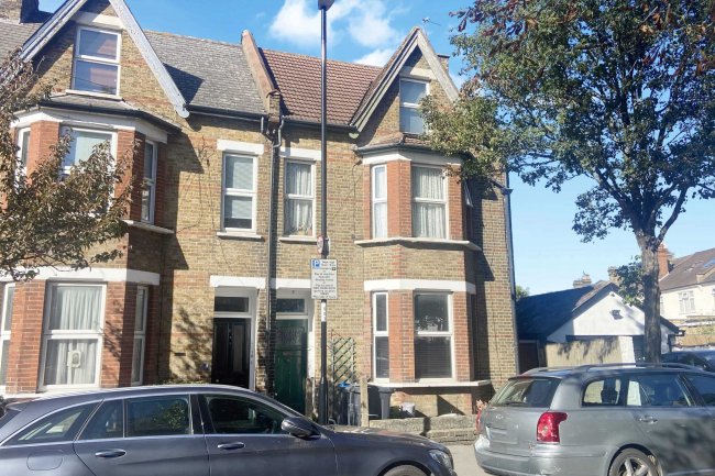 Top Floor Flat, 7 Ledbury Road, Croydon, Surrey, CR0 1EP 10