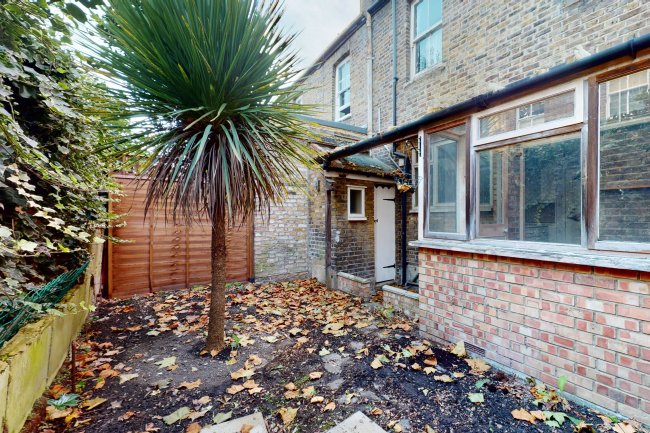 46 Thorney Hedge Road, Chiswick, London W4 5SD 3