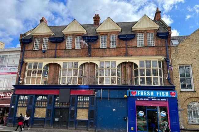 Bitter End, 15 High Street, Romford, RM1 1JU  2