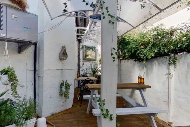 The Baring Arms, 55 Baring Street, London N1 3DS  5