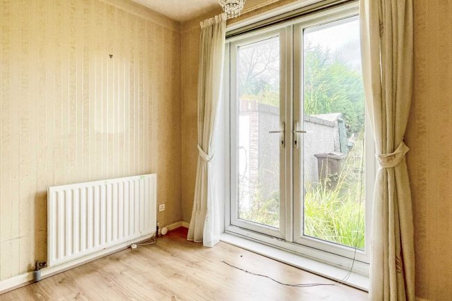 24 Middlebrook Drive, Bradford BD8 0EU 7