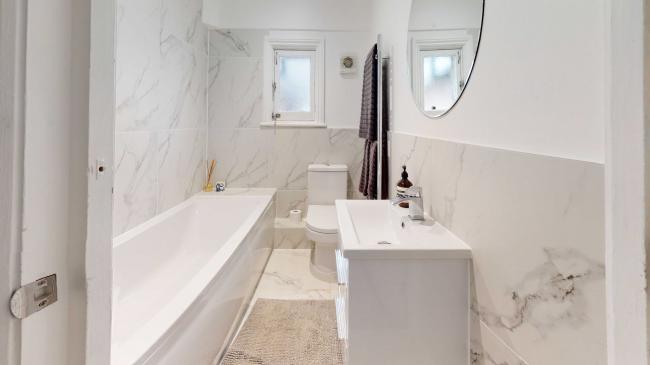 Flat 5, 213 Bedford Hill, Balham, London, SW12 9HQ 3