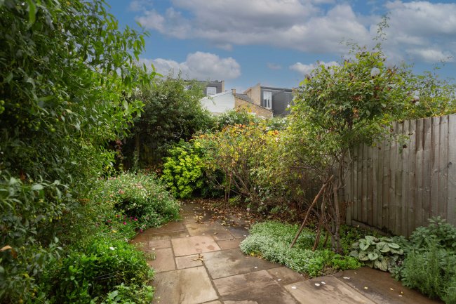 48 Gilstead Road, Fulham, London, SW6 2LG 8