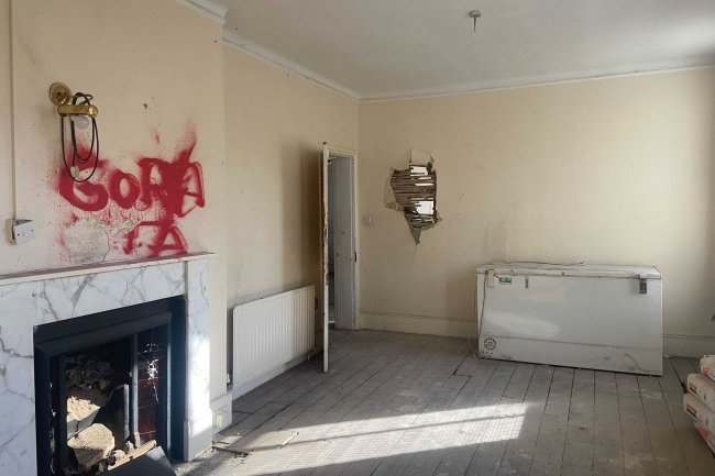 Earl of Eldon, 63 Brighton Road, South Croydon, CR2 6ED 6