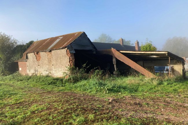 The Barn at Whites Cottages, Feniton, Honiton, Devon EX14 3DB 2
