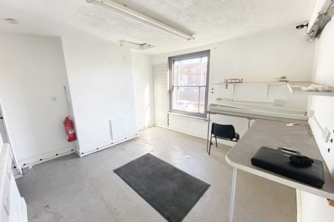 7 Horncastle Road, Boston, PE21 9BN 4