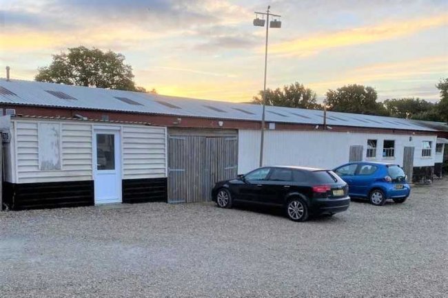 Brackenwood, Sandy Lane, Horsford, Norwich NR10 3FB 8