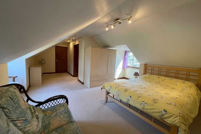 Brackenwood, Sandy Lane, Horsford, Norwich NR10 3FB 8