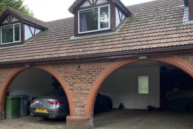 Brackenwood, Sandy Lane, Horsford, Norwich NR10 3FB 8