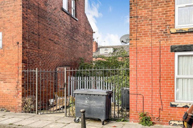 Land between 11 &13 Kepler Mount and 12 & 14 Kepler Terrace, Harehills, Leeds, West Yorkshire LS8 9EH 1