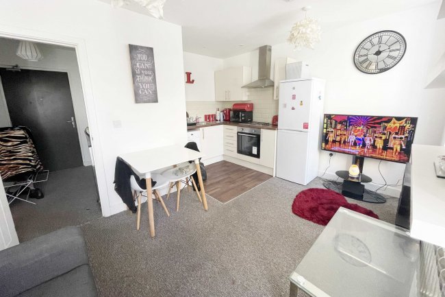16 Courier House, 9 King Cross Street, Halifax, West Yorkshire, HX1 2DG 9