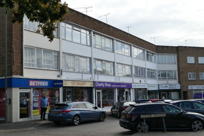 8/8A and 10/10A Bridge Road, Farnborough, Hampshire GU14 0HS
 9
