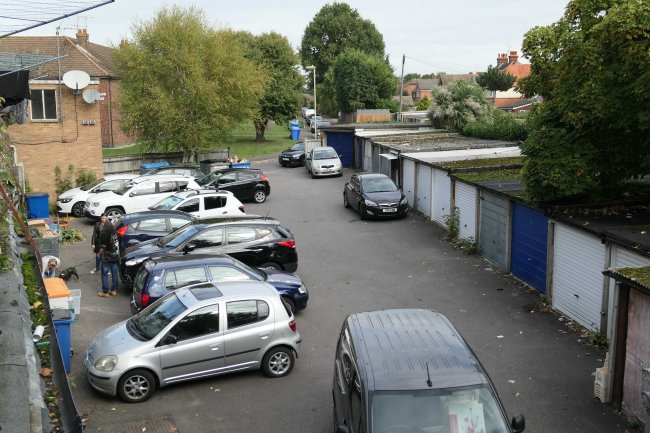 8/8A and 10/10A Bridge Road, Farnborough, Hampshire GU14 0HS
 9