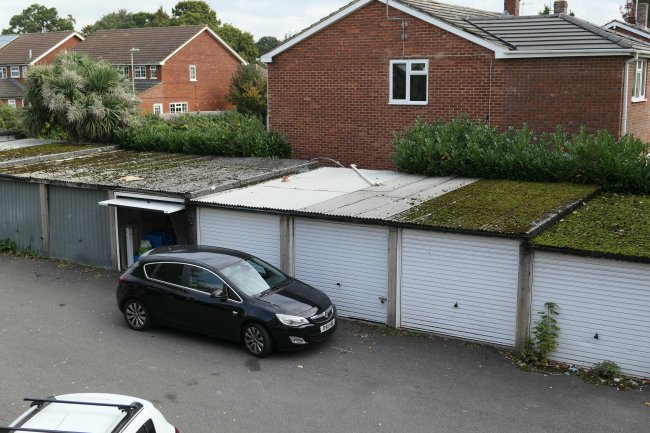 8/8A and 10/10A Bridge Road, Farnborough, Hampshire GU14 0HS
 9