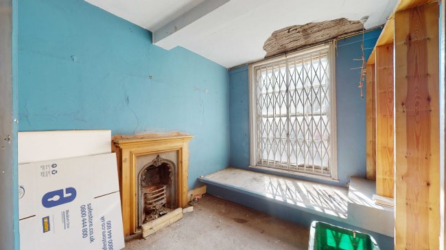 15 Charlton Place, Islington, London, N1 8AQ 4